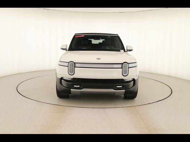 2024 Rivian R1S Adventure