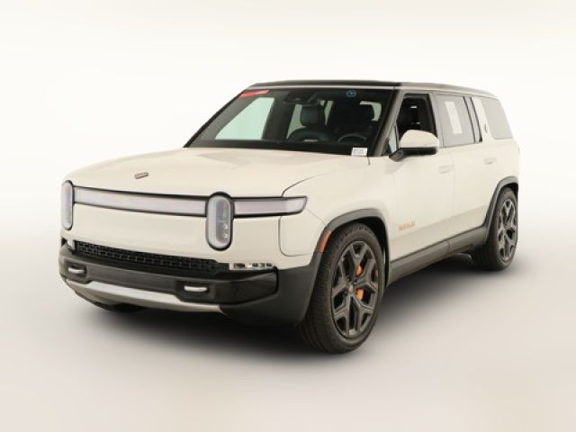 2024 Rivian R1S Adventure