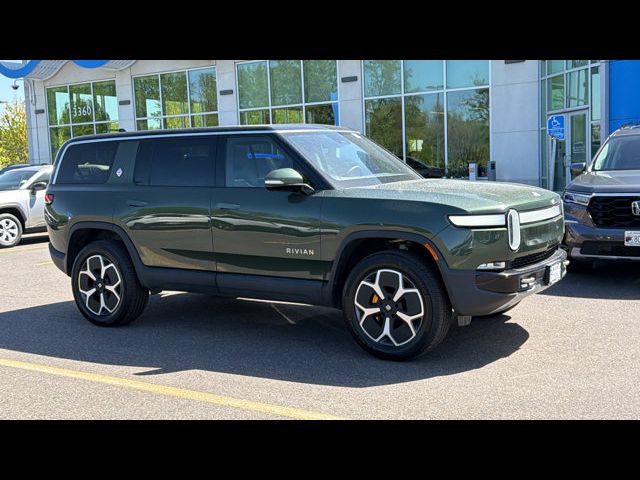2024 Rivian R1S Adventure