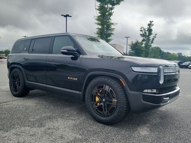 2024 Rivian R1S Adventure