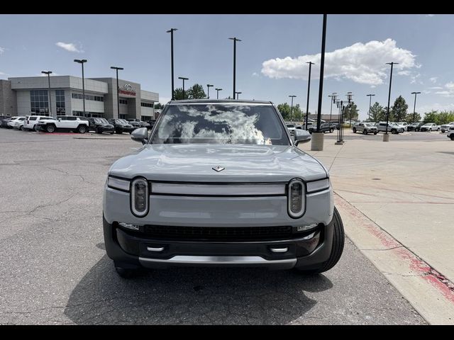 2024 Rivian R1S Adventure
