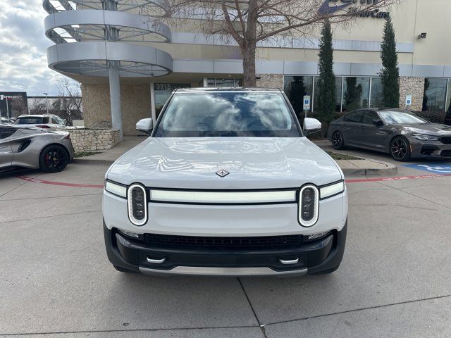 2024 Rivian R1S Adventure