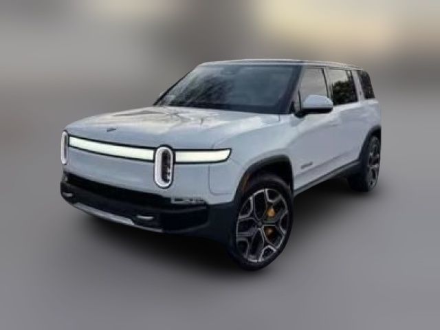 2024 Rivian R1S Adventure