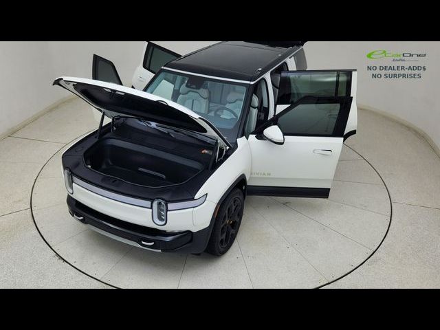 2024 Rivian R1S Adventure