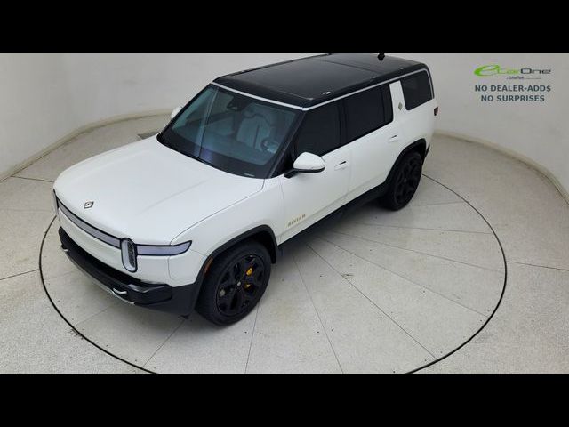 2024 Rivian R1S Adventure