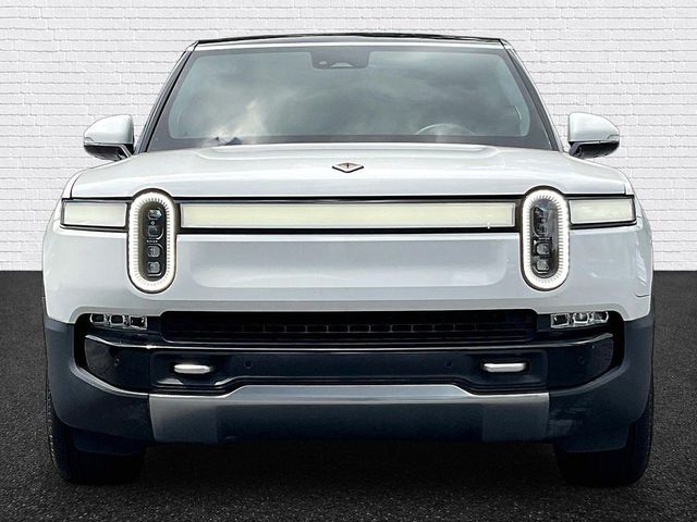 2024 Rivian R1S Adventure
