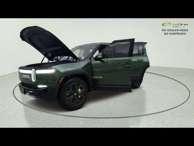 2024 Rivian R1S Adventure