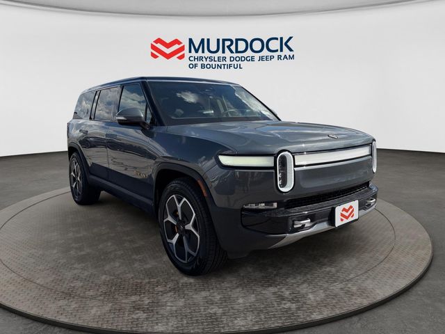 2024 Rivian R1S Adventure