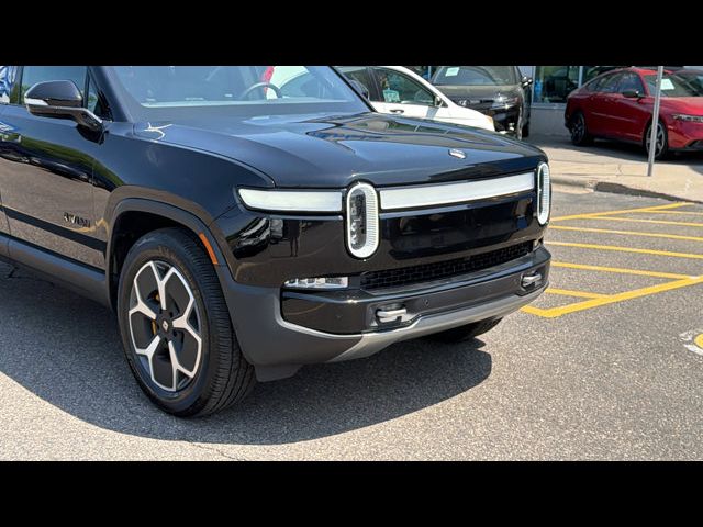 2024 Rivian R1S Adventure