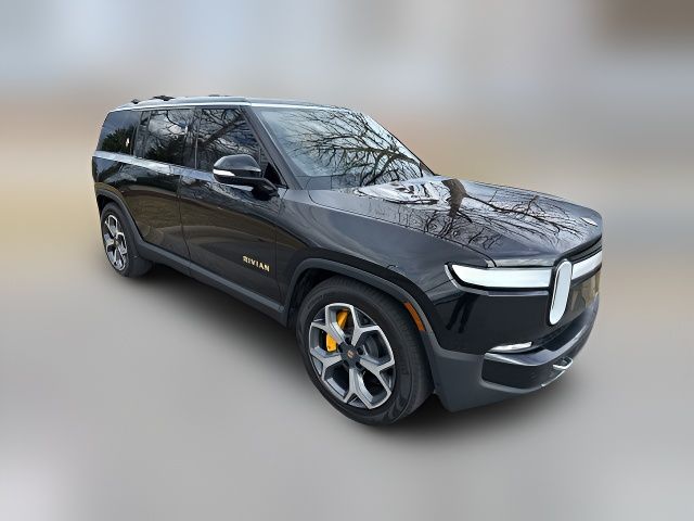 2024 Rivian R1S Adventure