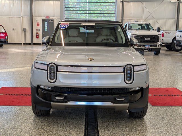 2024 Rivian R1S Adventure