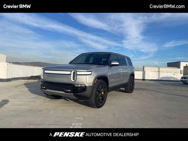 2024 Rivian R1S Adventure