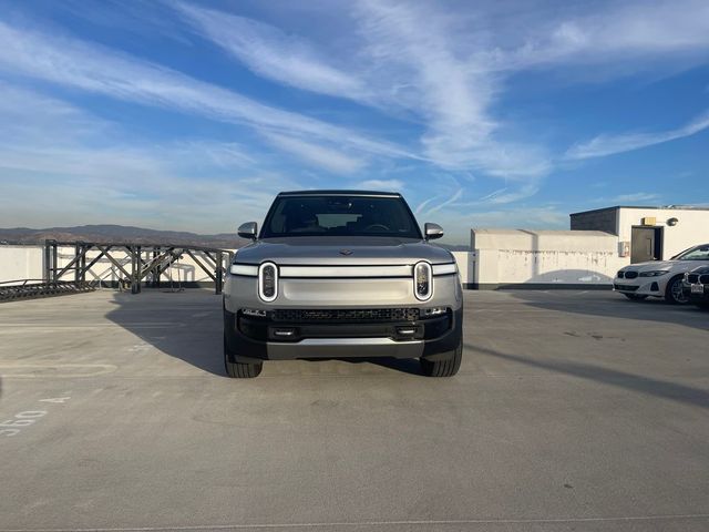 2024 Rivian R1S Adventure