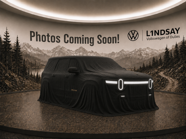 2024 Rivian R1S Adventure