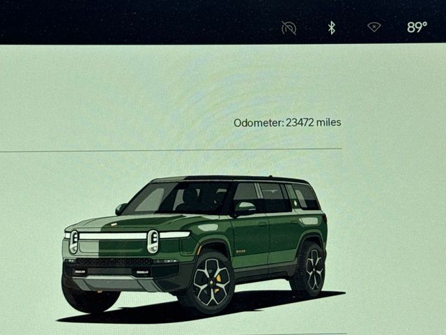 2024 Rivian R1S Adventure
