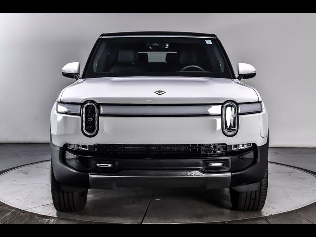 2024 Rivian R1S Adventure
