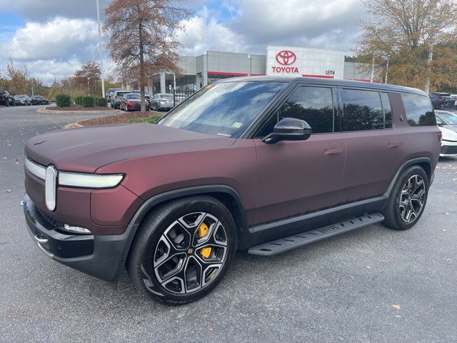 2024 Rivian R1S Adventure