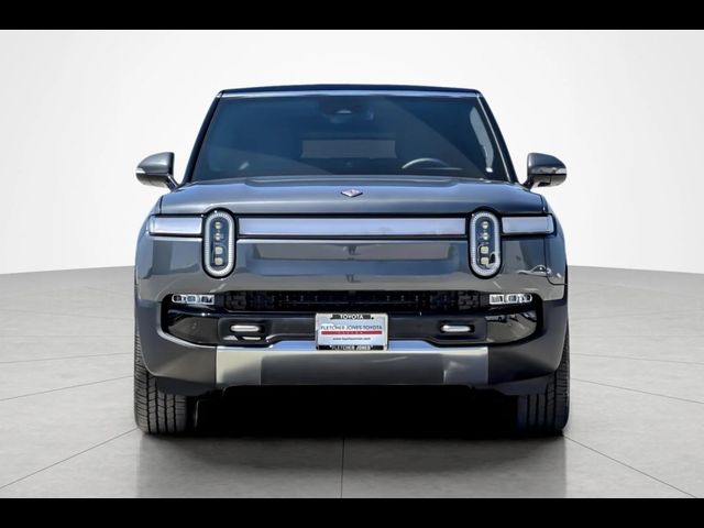 2024 Rivian R1S Adventure