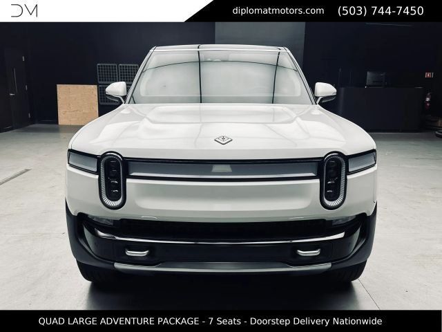 2024 Rivian R1S Adventure