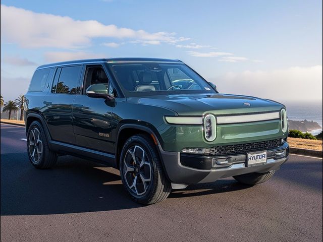 2024 Rivian R1S Adventure