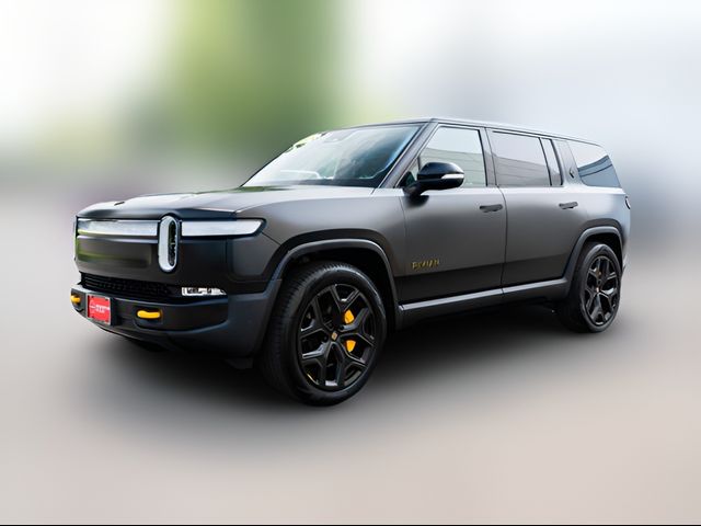 2024 Rivian R1S Adventure
