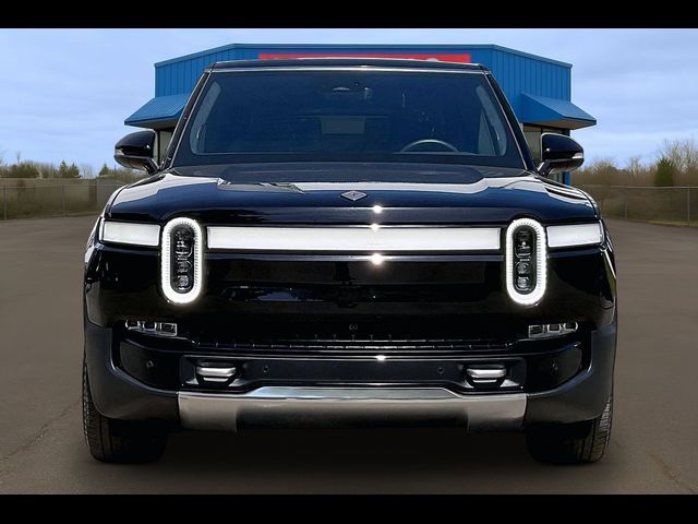 2024 Rivian R1S Adventure