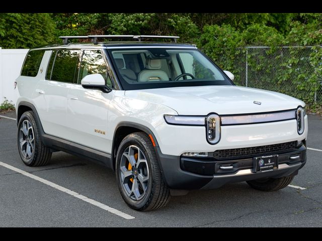 2024 Rivian R1S Adventure