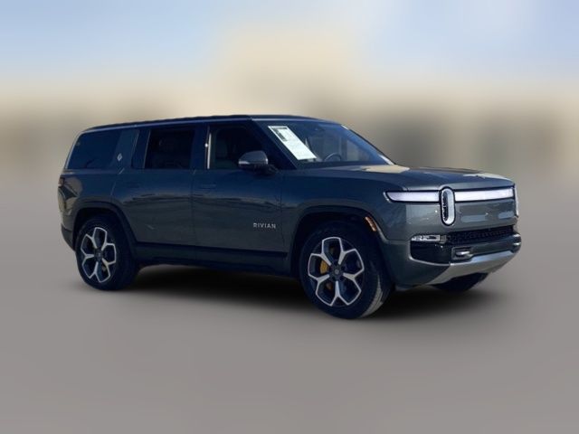 2024 Rivian R1S Adventure