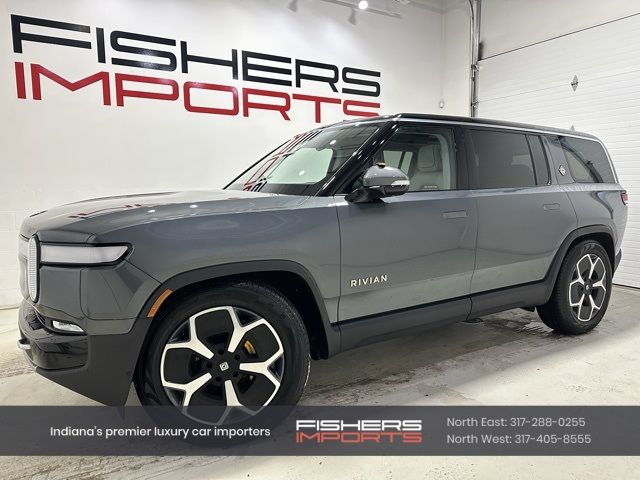 2024 Rivian R1S Adventure