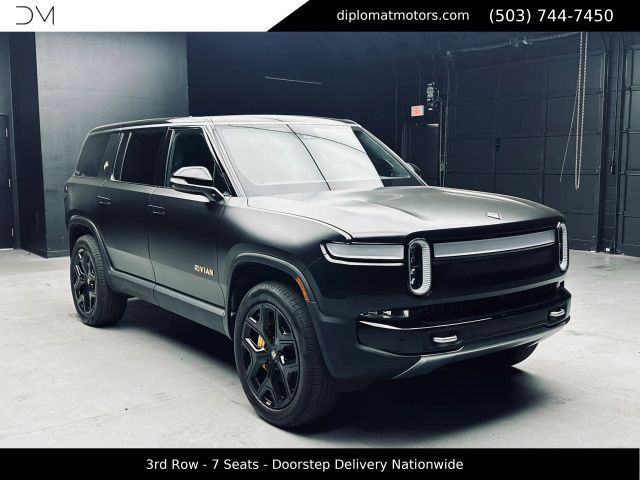 2024 Rivian R1S Adventure