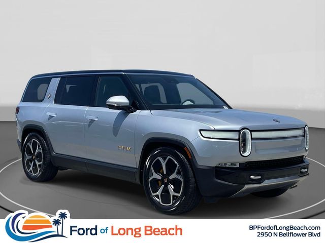 2024 Rivian R1S Adventure
