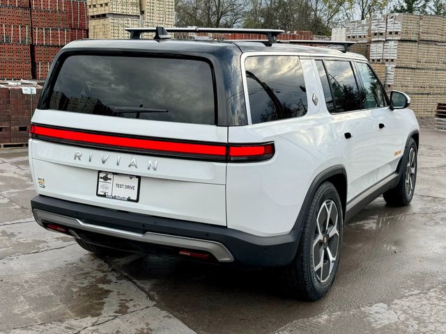 2024 Rivian R1S Adventure