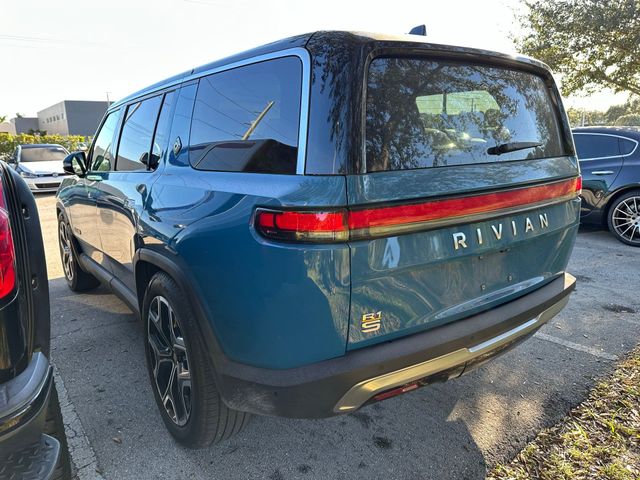 2024 Rivian R1S Adventure