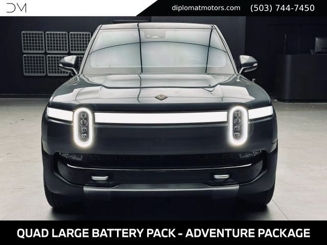 2024 Rivian R1S Adventure