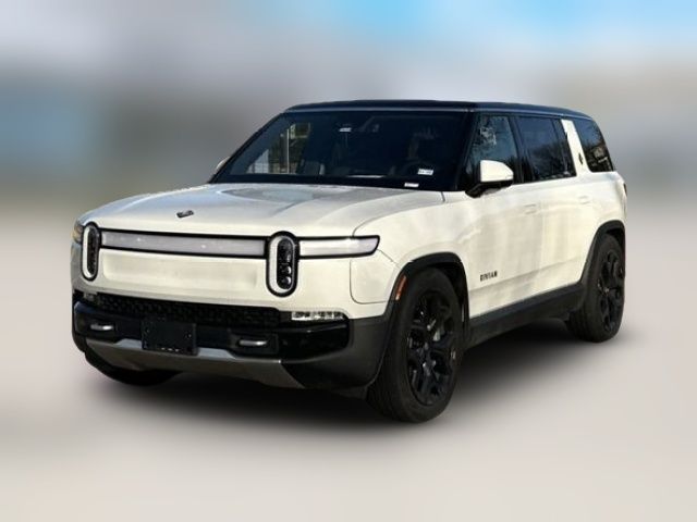 2024 Rivian R1S Adventure