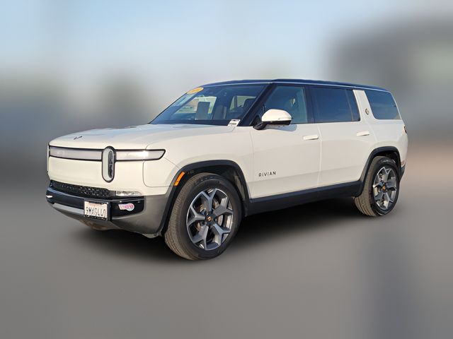 2024 Rivian R1S Adventure
