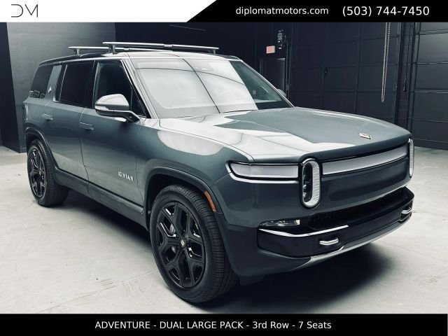 2024 Rivian R1S Adventure