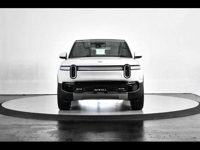 2024 Rivian R1S Adventure