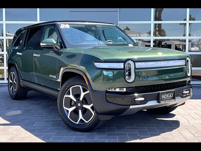2024 Rivian R1S Adventure