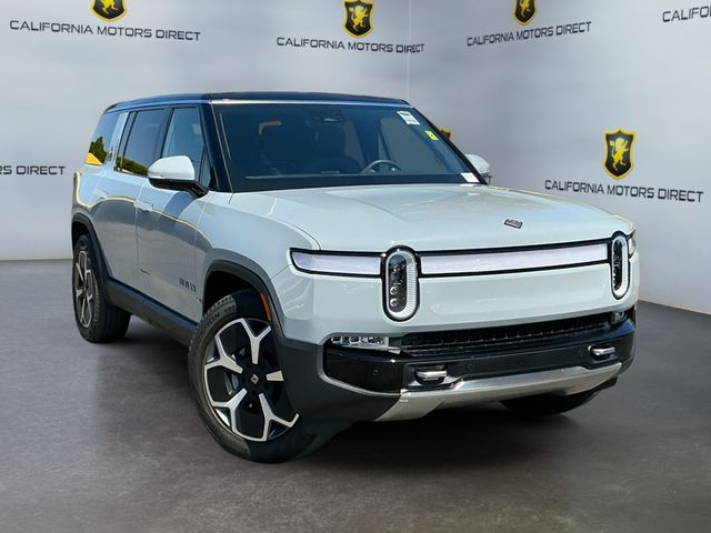 2024 Rivian R1S Adventure