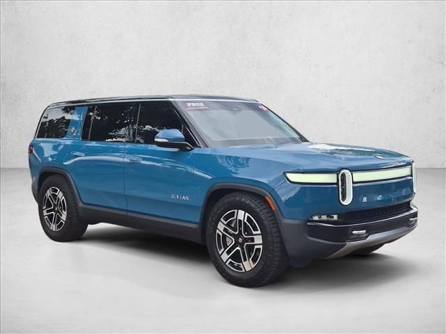 2024 Rivian R1S Adventure