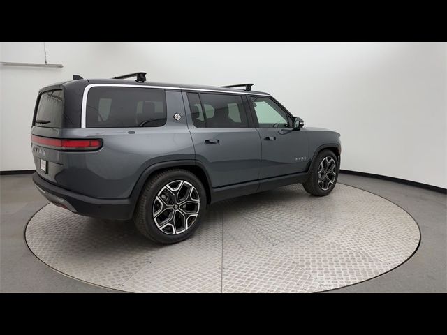 2024 Rivian R1S Adventure