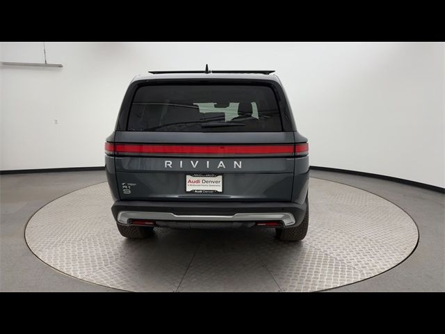 2024 Rivian R1S Adventure