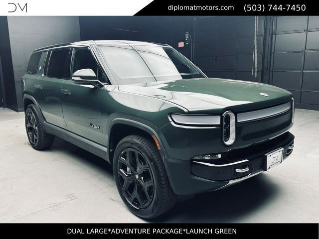 2024 Rivian R1S Adventure