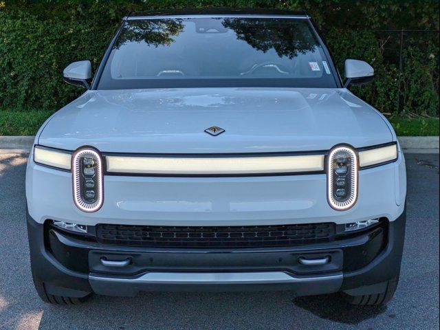 2024 Rivian R1S Adventure