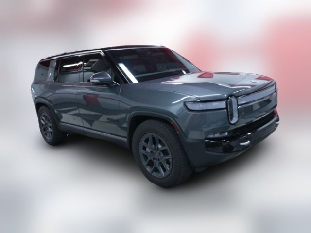 2024 Rivian R1S Adventure