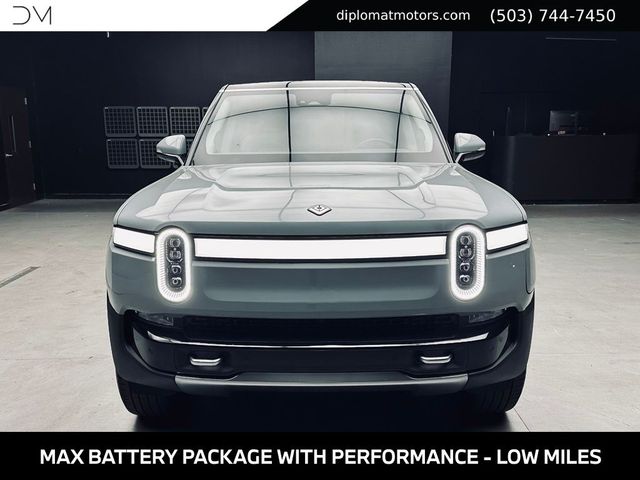 2024 Rivian R1S Adventure