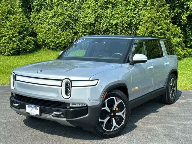 2024 Rivian R1S Adventure