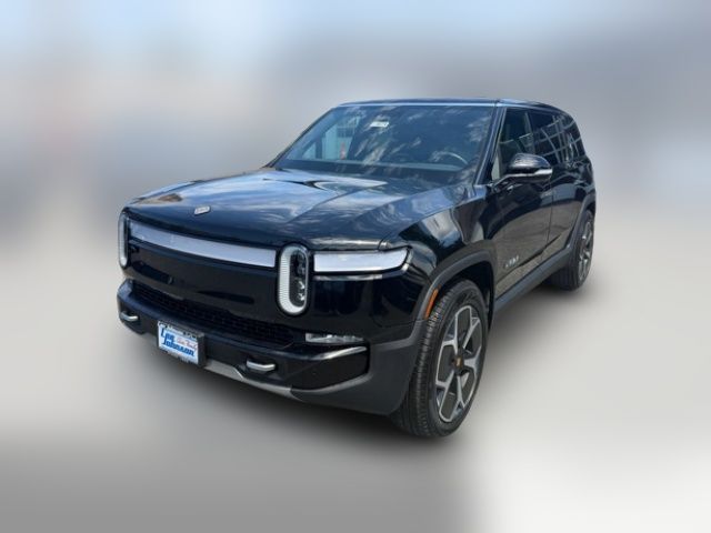 2024 Rivian R1S Adventure