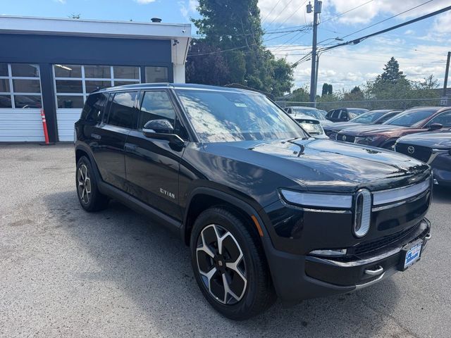 2024 Rivian R1S Adventure